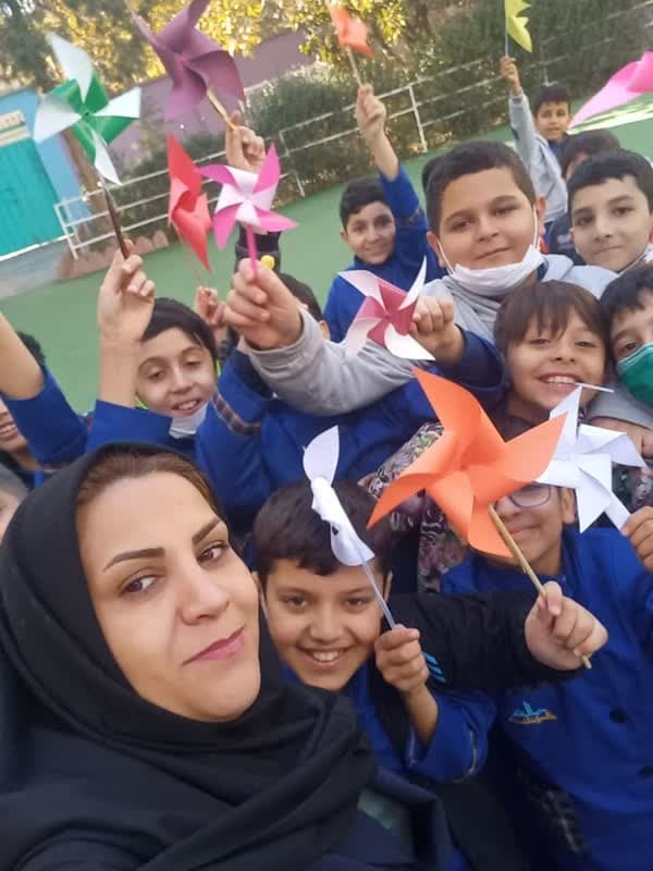 پیش دبستان و دبستان پسرانه غیردولتی تعالیم